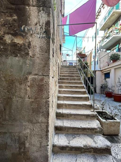Largo Apartment In The Heart Of Diocletian Palace Split Ngoại thất bức ảnh